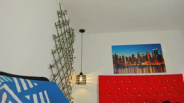 carolinacrus01 online show from 5, 10, 2025