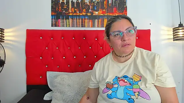 carolinacrus01 online show from 16, 2, 2026