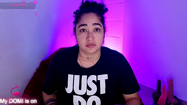 Snapshot of _kat_1995 chatting on 7, 10, 2025 kat 1995 online show from 7, 10, 2025