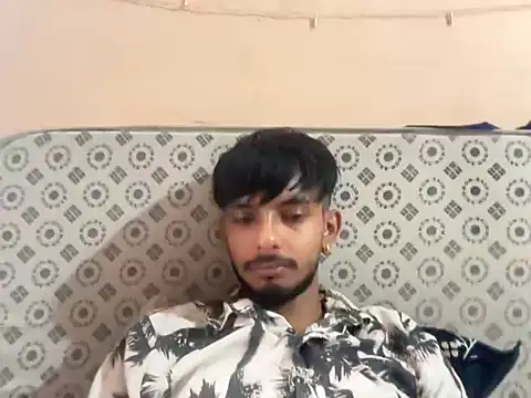 Snapshot of SharpSatyam chatting on 17, 9, 2025 SharpSatyam online show from 17, 9, 2025