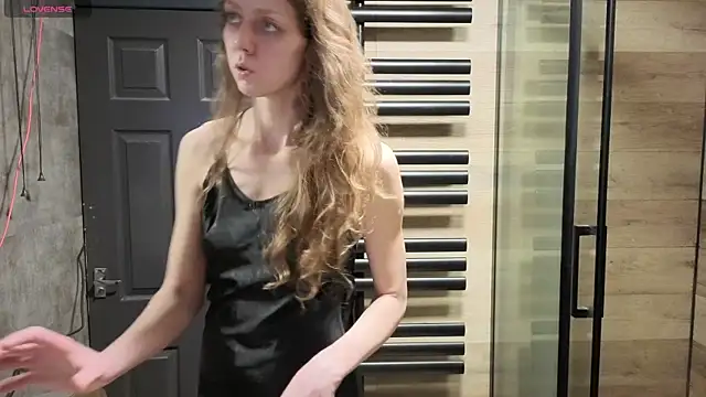 Eveline Beauty Kitty online show from 27, 2, 2026