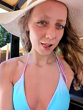 Eveline Beauty Kitty online show from 1, 7, 2026