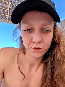 Eveline Beauty Kitty online show from 19, 6, 2026