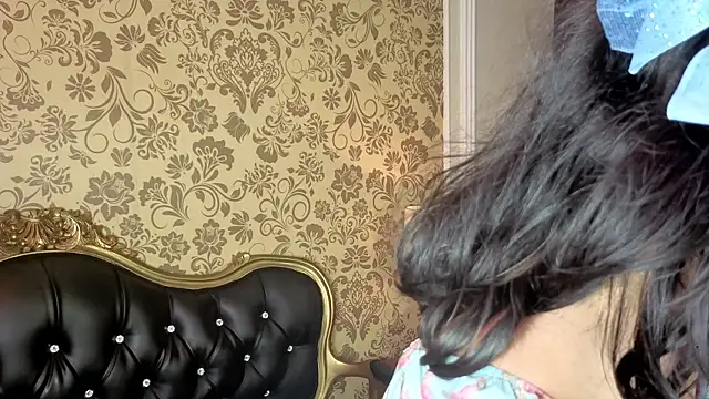 LiLLiAnderson online show from 19, 4, 2026