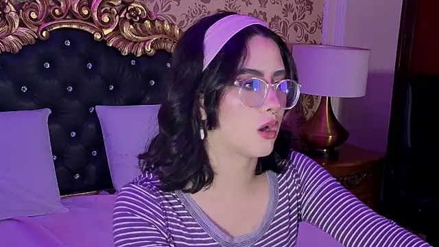 LiLLiAnderson online show from 21, 11, 2025