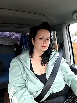 Chrissy Christal online show from 8, 10, 2025
