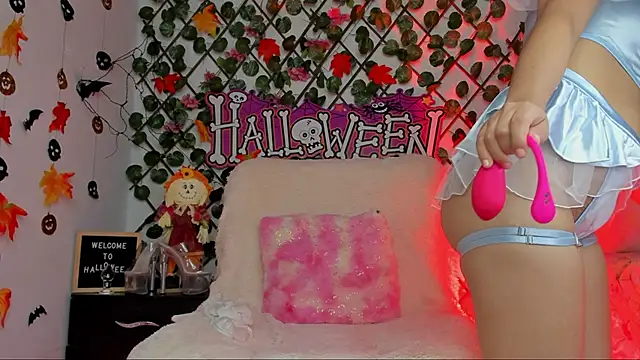 isabel jaames online show from 26, 10, 2025