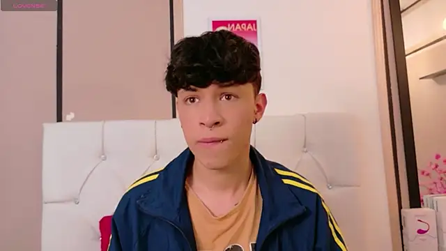 Axel  Evans online show from 7, 4, 2026