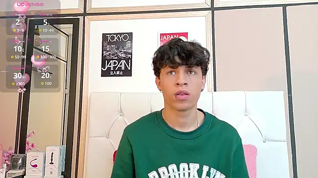 Axel  Evans online show from 4, 11, 2025