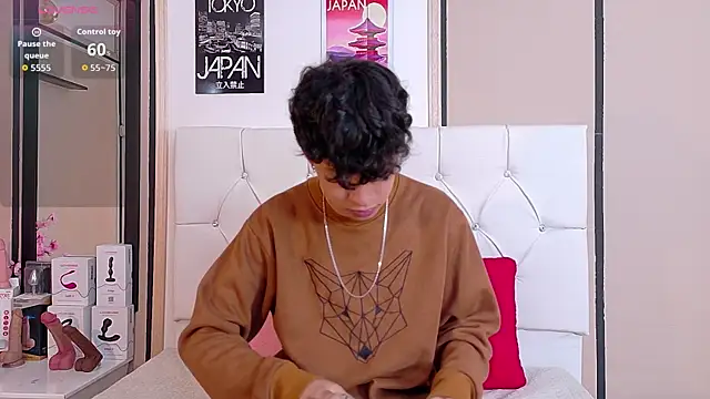 Axel  Evans online show from 10, 11, 2025