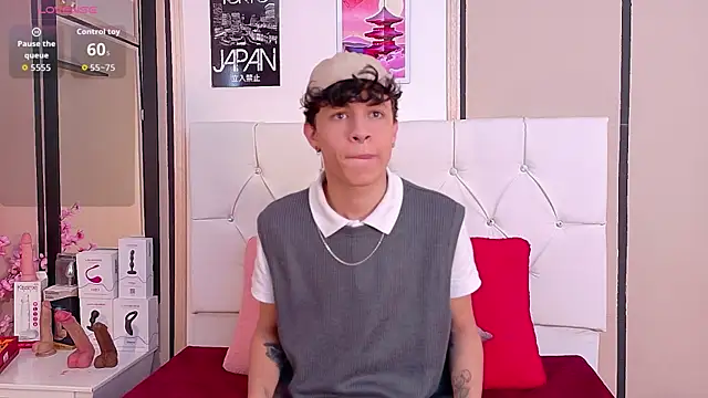 Axel  Evans online show from 8, 11, 2025