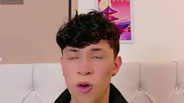 Axel  Evans online show from 17, 4, 2026