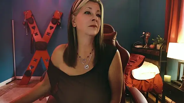 Snapshot of _our_dirty_little_secret chatting on 23, 5, 2026 our dirty little secret online show from 23, 5, 2026