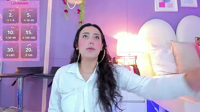 Snapshot of my_aleja_ chatting on 13, 11, 2025 my aleja online show from 13, 11, 2025