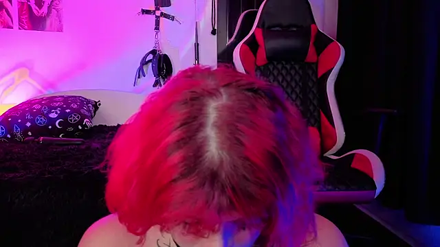 Mariana velezz online show from 12, 11, 2025