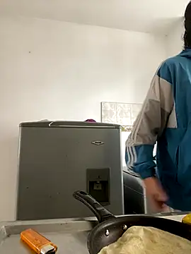 juliie star online show from 7, 10, 2025