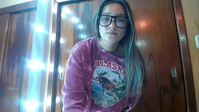 Snapshot of miss_lilieth chatting on 10, 5, 2026 miss lilieth online show from 10, 5, 2026