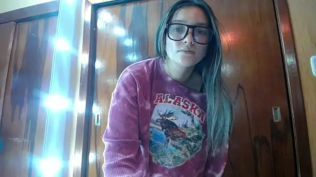 miss lilieth online show from 16, 4, 2026