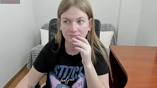 Alisha Skyes online show from 2, 12, 2025