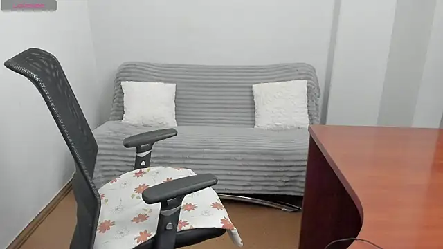 Alisha Skyes online show from 23, 4, 2026