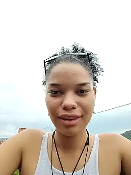 ChloeRaviss online show from 15, 9, 2025