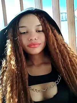 Snapshot of ChloeRaviss chatting on 13, 10, 2025 ChloeRaviss online show from 13, 10, 2025