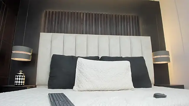 Matilda Liz online show from 3, 12, 2025