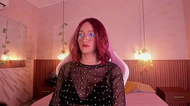 daphne courtis online show from 7, 2, 2026