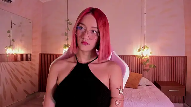 daphne courtis online show from 8, 3, 2026