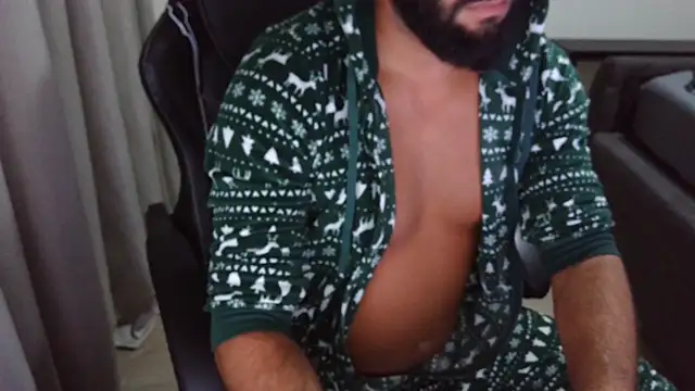 Snapshot of Milo9210 chatting on 9, 10, 2025 Milo9210 online show from 9, 10, 2025