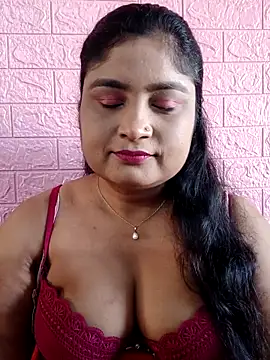 hornyriyanka online show from 18, 11, 2025