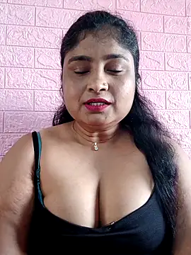hornyriyanka online show from 13, 9, 2025