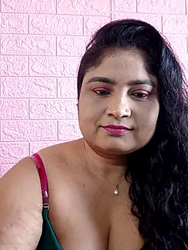 hornyriyanka online show from 19, 11, 2025