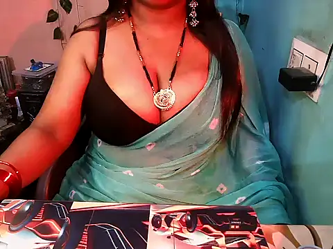 Snapshot of PREETI_BABY chatting on 5, 5, 2026 PREETI BABY online show from 5, 5, 2026