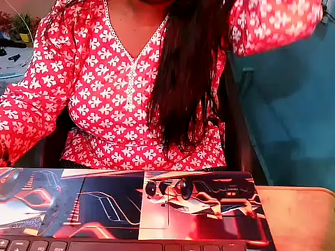 Snapshot of PREETI_BABY chatting on 8, 7, 2026 PREETI BABY online show from 8, 7, 2026
