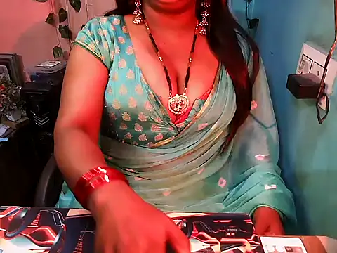 Snapshot of PREETI_BABY chatting on 4, 5, 2026 PREETI BABY online show from 4, 5, 2026