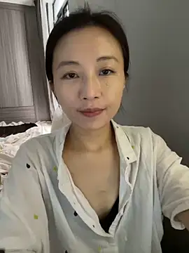 haiyan125216 online show from 6, 11, 2025