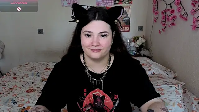 Snapshot of mirana_blade chatting on 25, 7, 2026 mirana blade online show from 25, 7, 2026