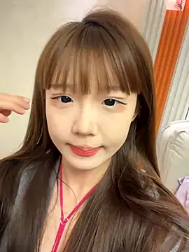 D-033 online show from 3, 11, 2025