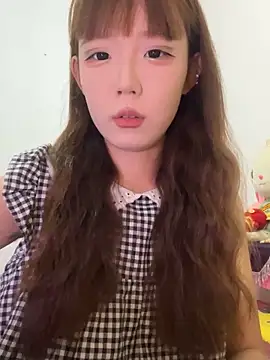 D-033 online show from 5, 10, 2025