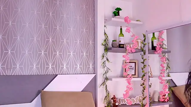 Snapshot of Celine_Lee chatting on 1, 10, 2025 Celine Lee online show from 1, 10, 2025