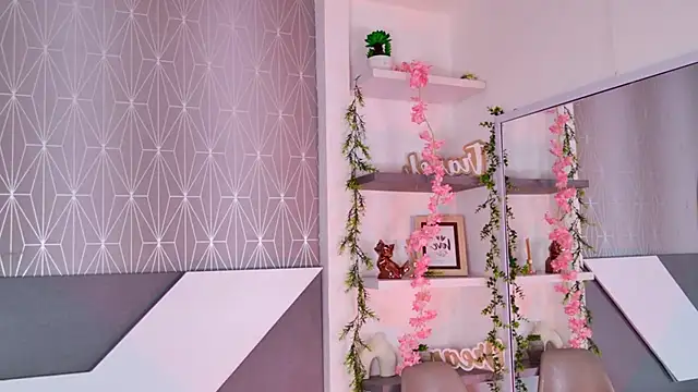 Snapshot of Celine_Lee chatting on 10, 9, 2025 Celine Lee online show from 10, 9, 2025