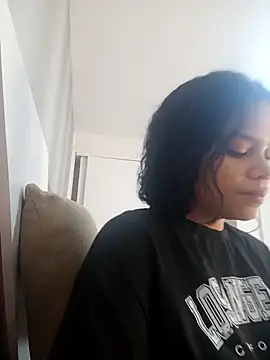 Snapshot of Celine_Lee chatting on 24, 9, 2025 Celine Lee online show from 24, 9, 2025