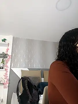 Snapshot of Celine_Lee chatting on 3, 10, 2025 Celine Lee online show from 3, 10, 2025