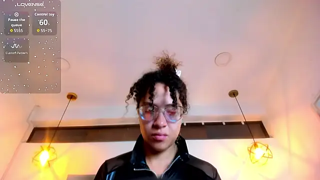 Hanna Cornee  online show from 23, 2, 2026