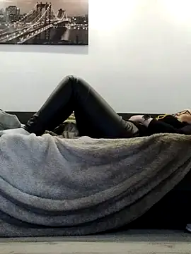 Snapshot of BlackPanttera chatting on 8, 11, 2025 BlackPanttera online show from 8, 11, 2025