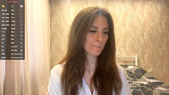 Snapshot of miainheat chatting on 28, 11, 2025 miainheat online show from 28, 11, 2025