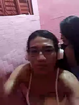 Kellye hotTs online show from 4, 4, 2026