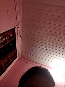 Kellye hotTs online show from 2, 2, 2026