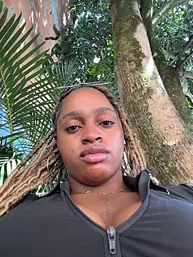 Snapshot of darle_volant chatting on 31, 5, 2026 darle volant online show from 31, 5, 2026
